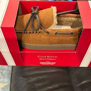 Club Room Men’s Slippers